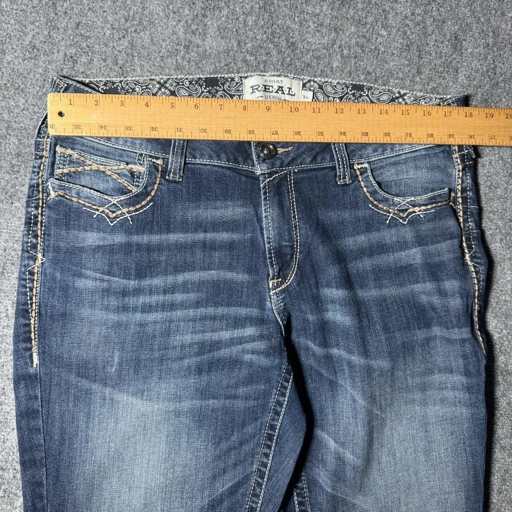 Ariat Real Denim Women 16WL Mid Rise Boot Leg Medium Wash Denim Jeans Fit 36x34 - Picture 13 of 16